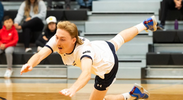 Niagara Knights Men's Volleyball Fall Short to Falcons in Home Opener