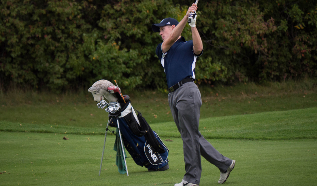 RECAP: Weavers leads, Dixon second, men's team third after day 1