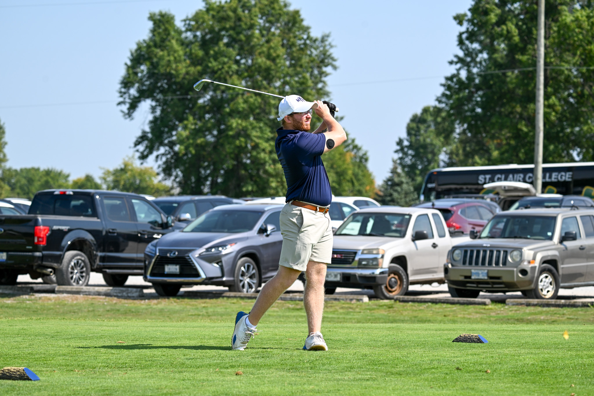 Knights Golf Wraps Up Regular Season at Home