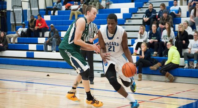 Men's Basketball Defeat Lambton