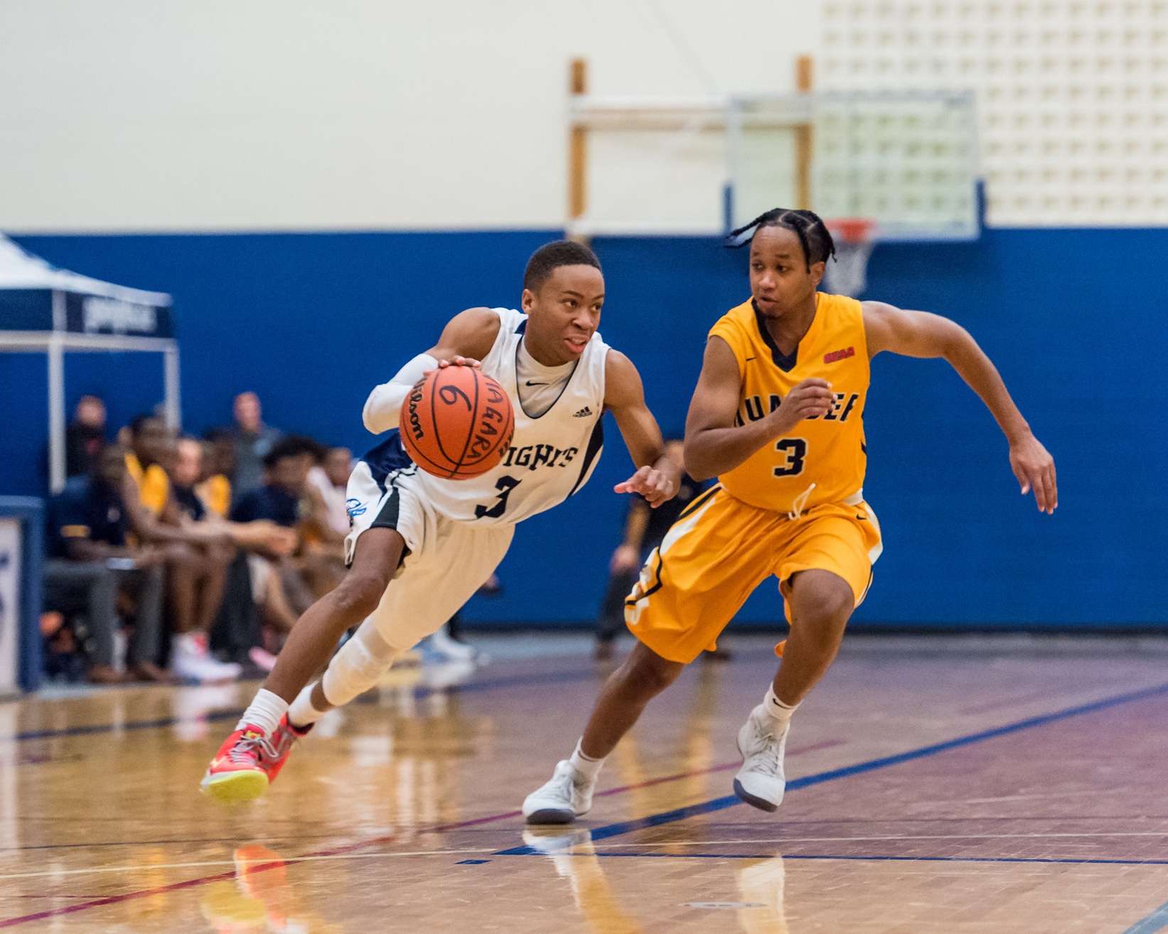 RECAP: No. 5 Knights suffer first loss of season against No. 3 Hawks