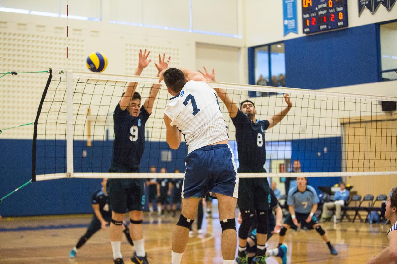RECAP: Men's volleyball earns split at the Niagara Knights Invitational