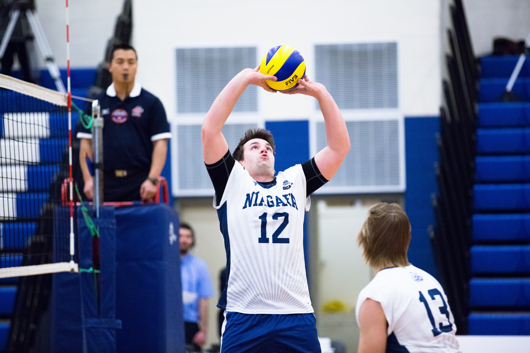 RECAP: Men's Volleyball extend winning streak to five
