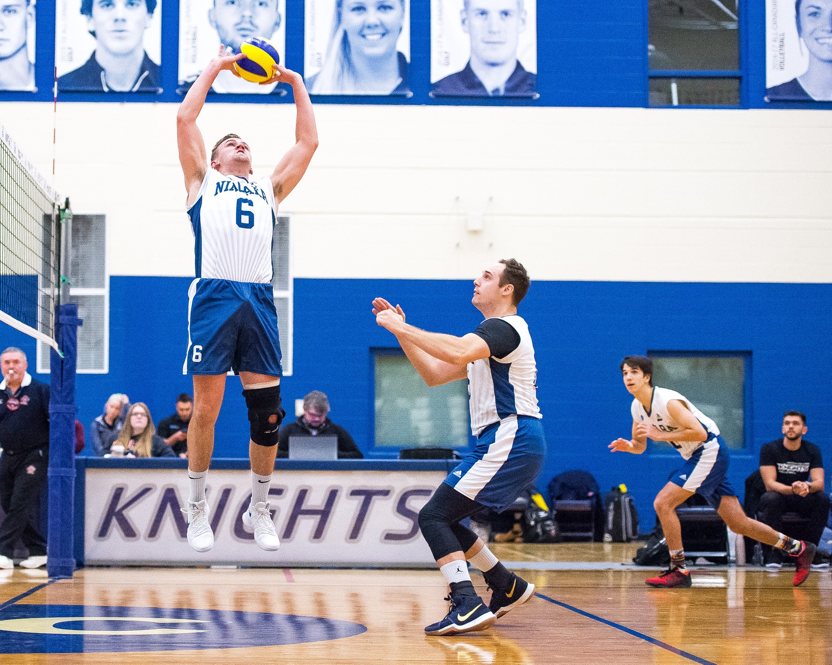 RECAP: Knights drop 3-0 decision to Mountaineers
