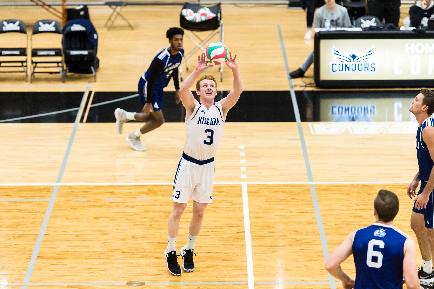 RECAP: Volleyball win streaks snapped with pair of losses against Hawks