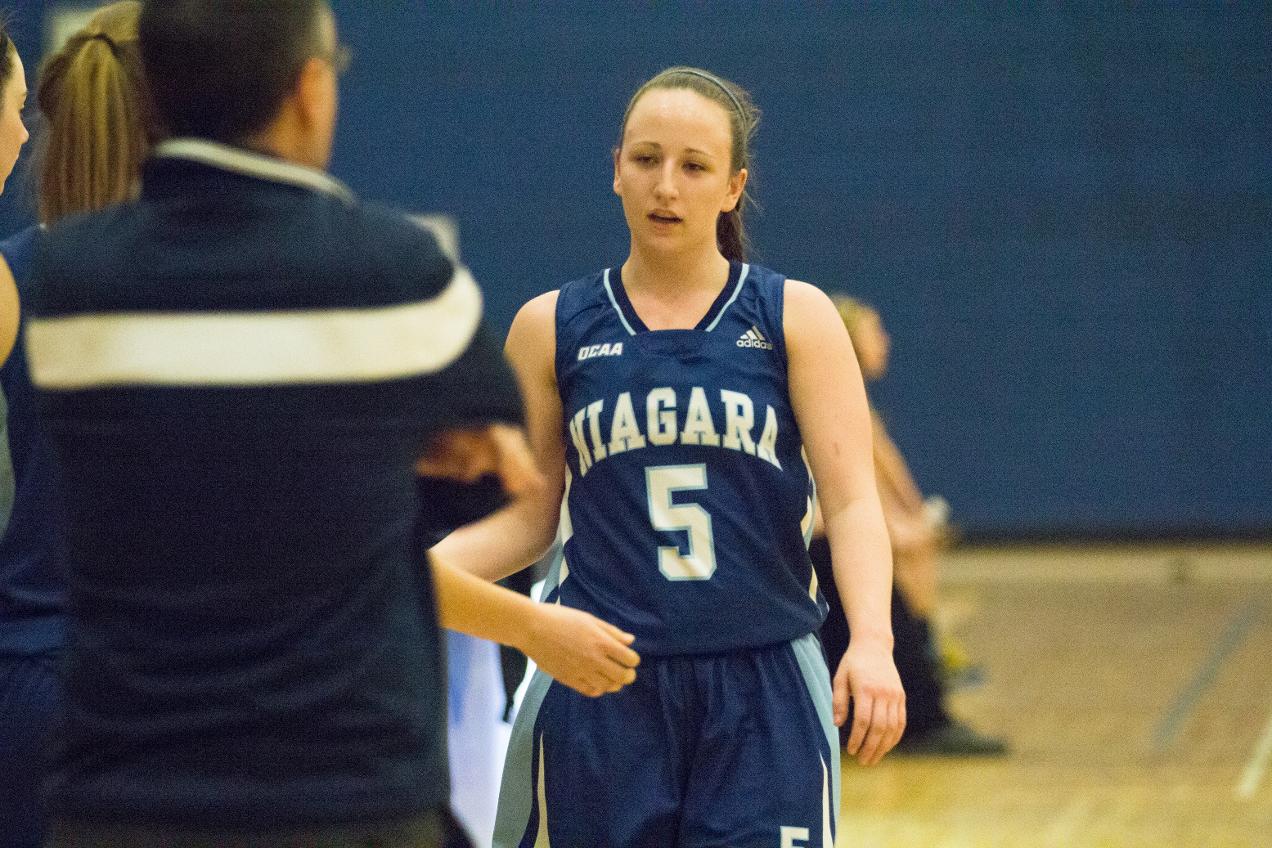RECAP: Women's basketball 1-1 during weekend road trip